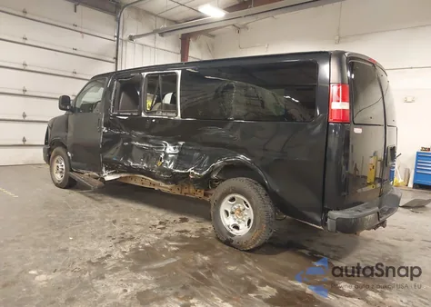 2013 GMC Savana 3500 Ls из США, поврежденный, VIN 1GJZ7ZFG3D1157591